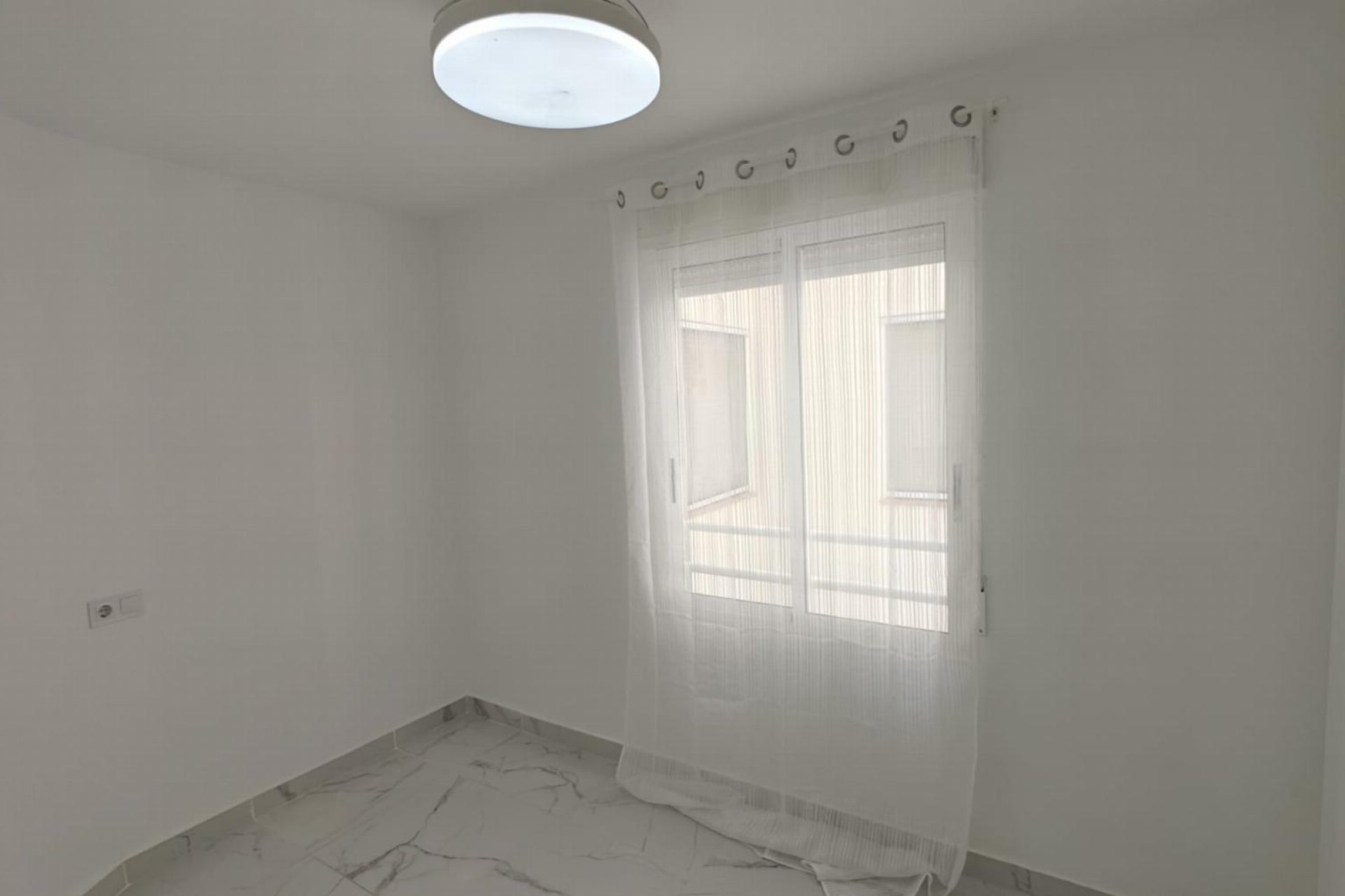 Återförsäljning - Apartment -
Torrevieja - Acequion