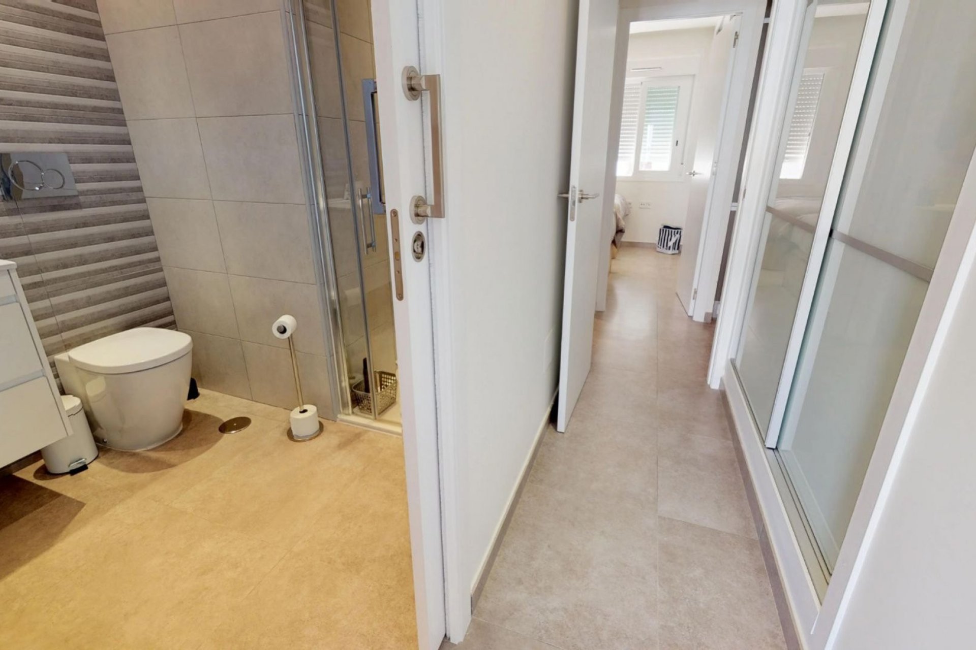 Återförsäljning - Apartment -
Torrevieja - Aguas Nuevas