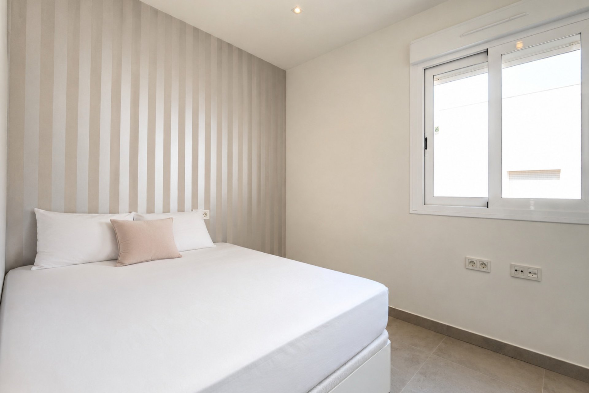 Återförsäljning - Apartment -
Torrevieja - Aguas Nuevas