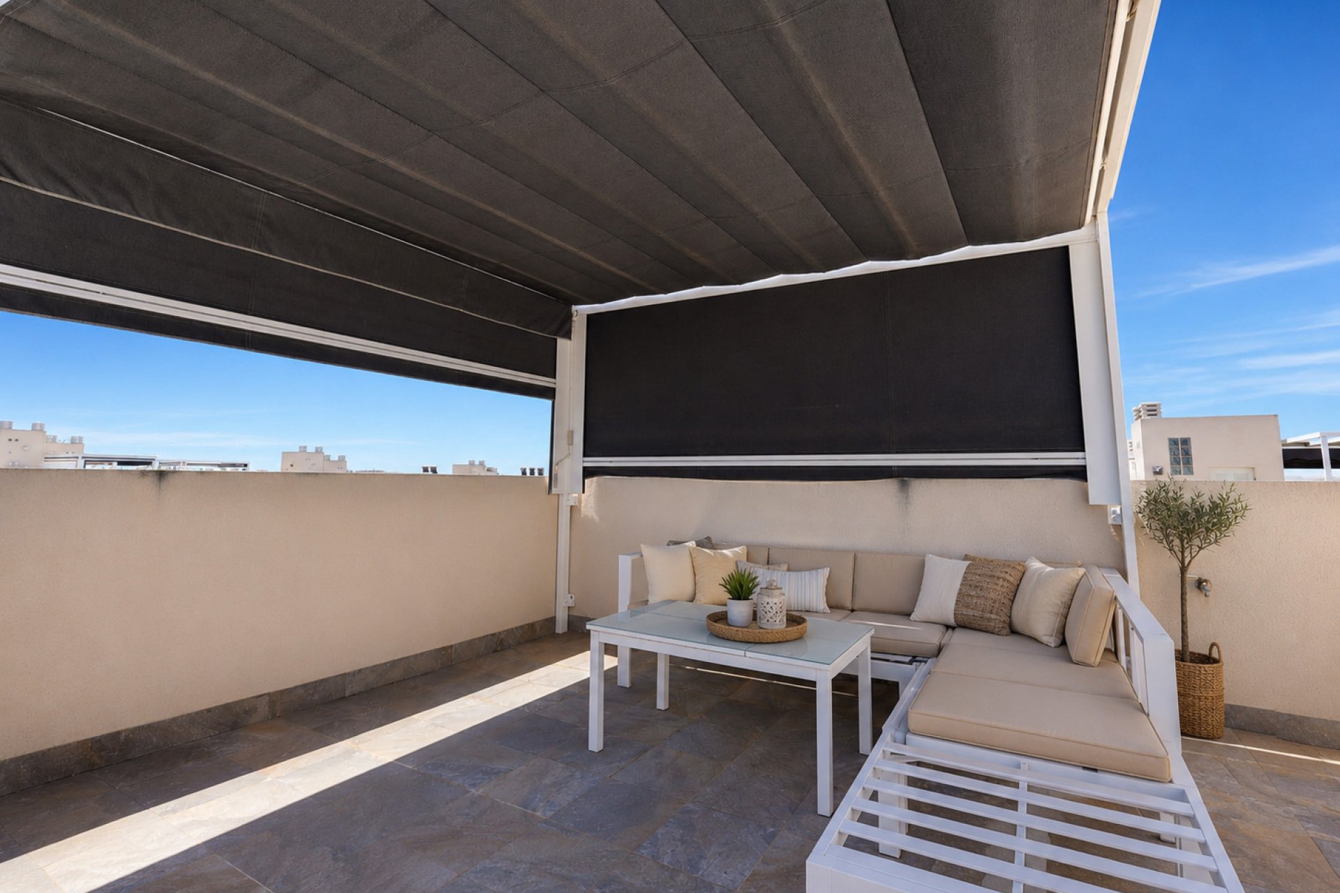 Återförsäljning - Apartment -
Torrevieja - Aguas Nuevas