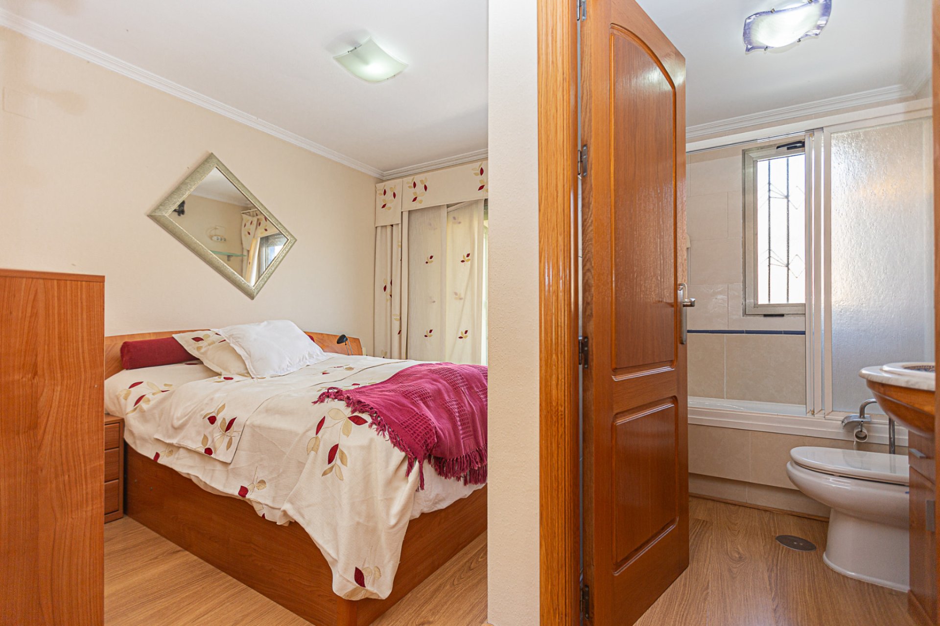 Återförsäljning - Apartment -
Torrevieja - Beach