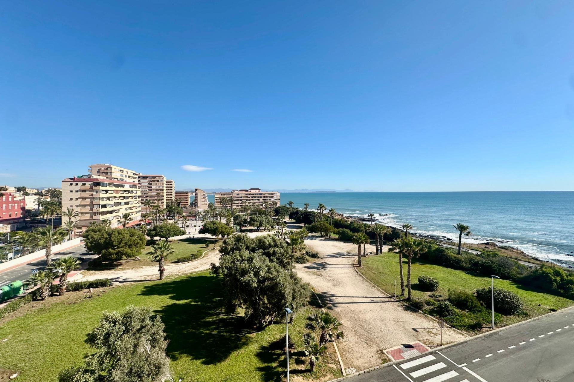 Återförsäljning - Apartment -
Torrevieja - Cabo cervera
