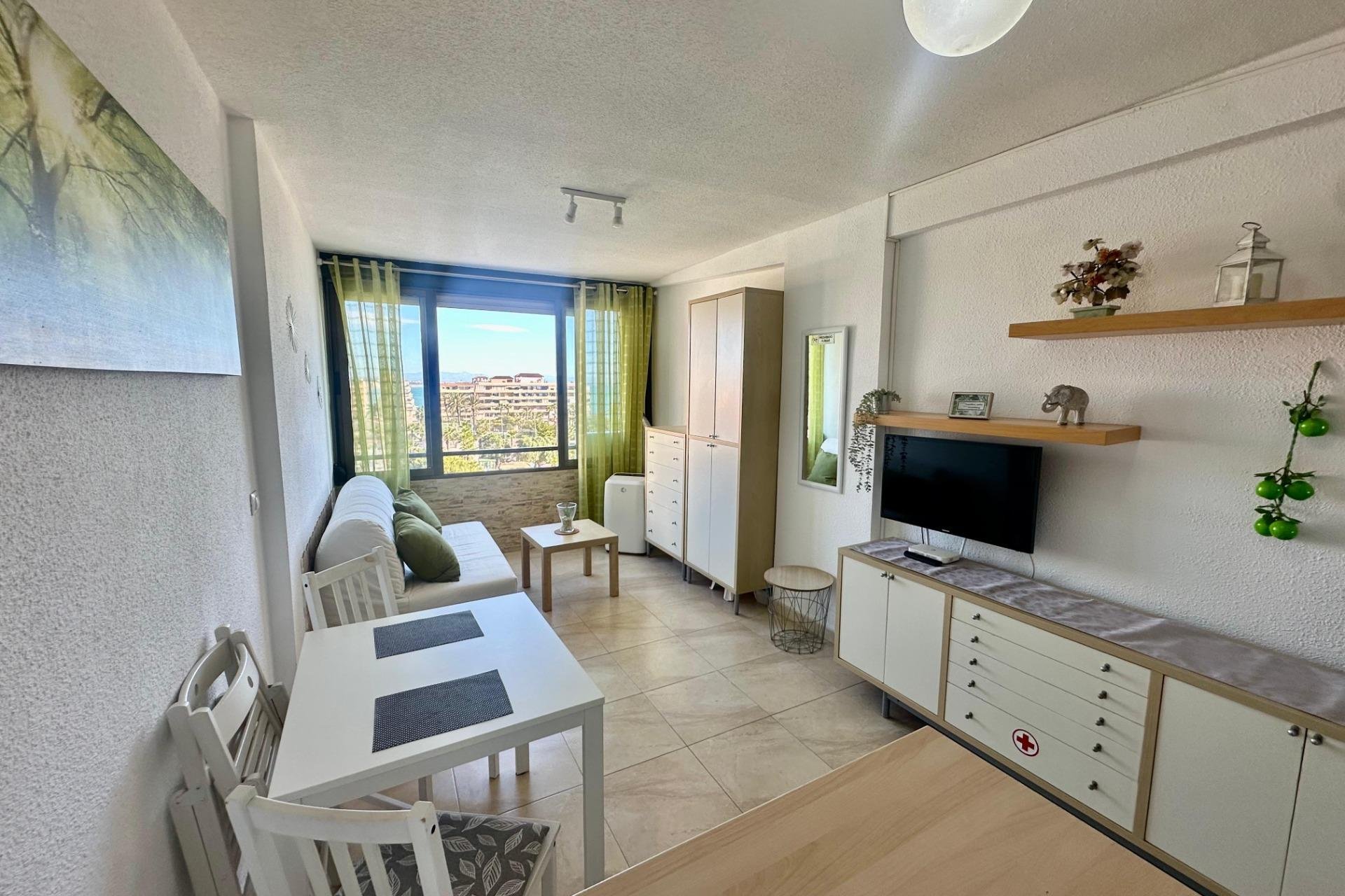 Återförsäljning - Apartment -
Torrevieja - Cabo cervera