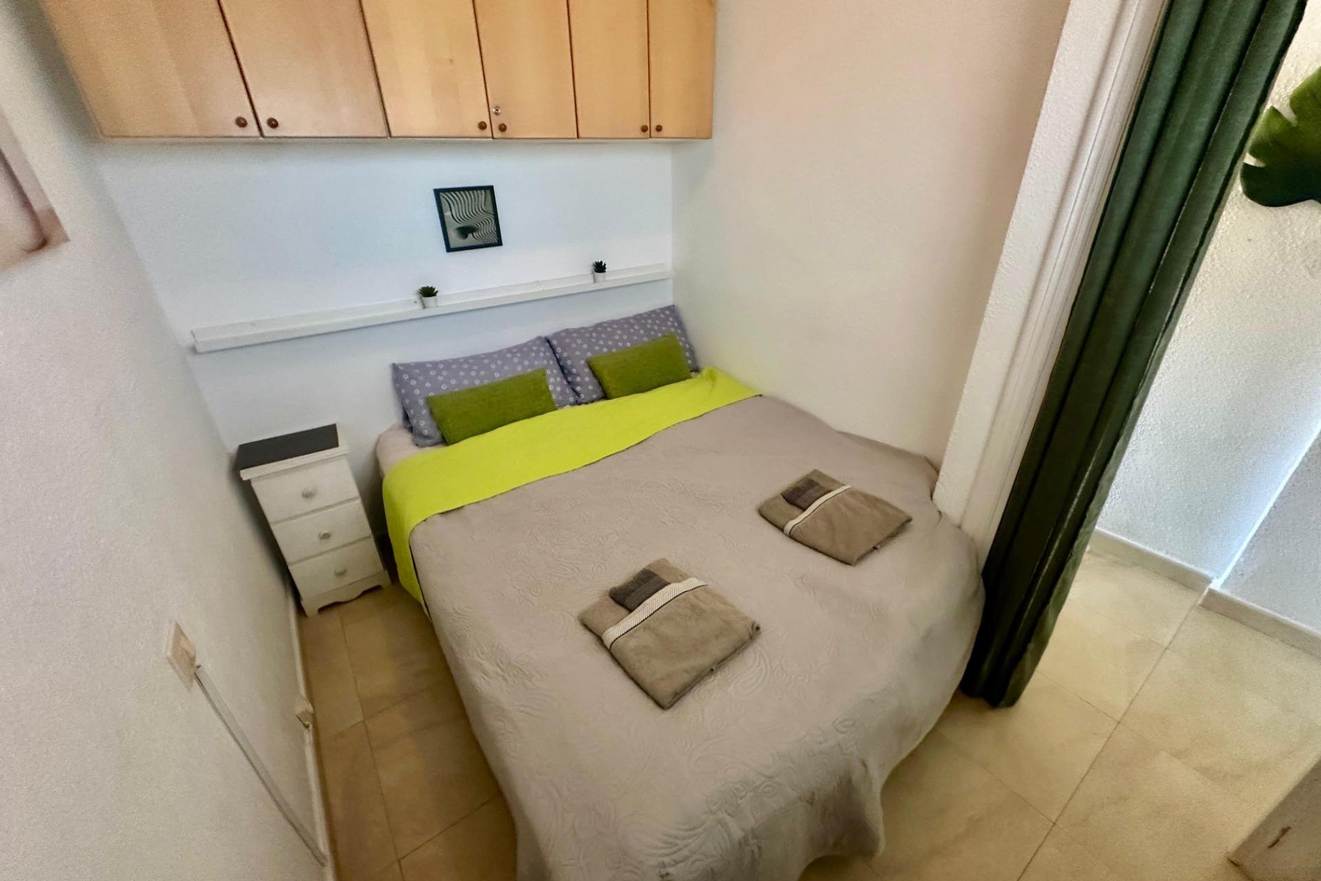 Återförsäljning - Apartment -
Torrevieja - Cabo cervera
