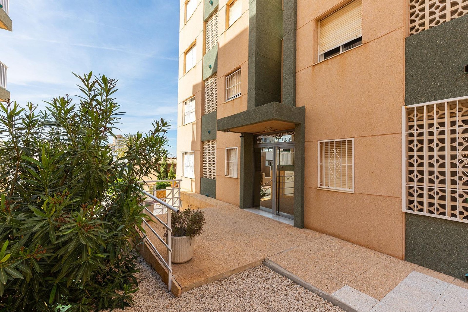 Återförsäljning - Apartment -
Torrevieja - Cabo cervera