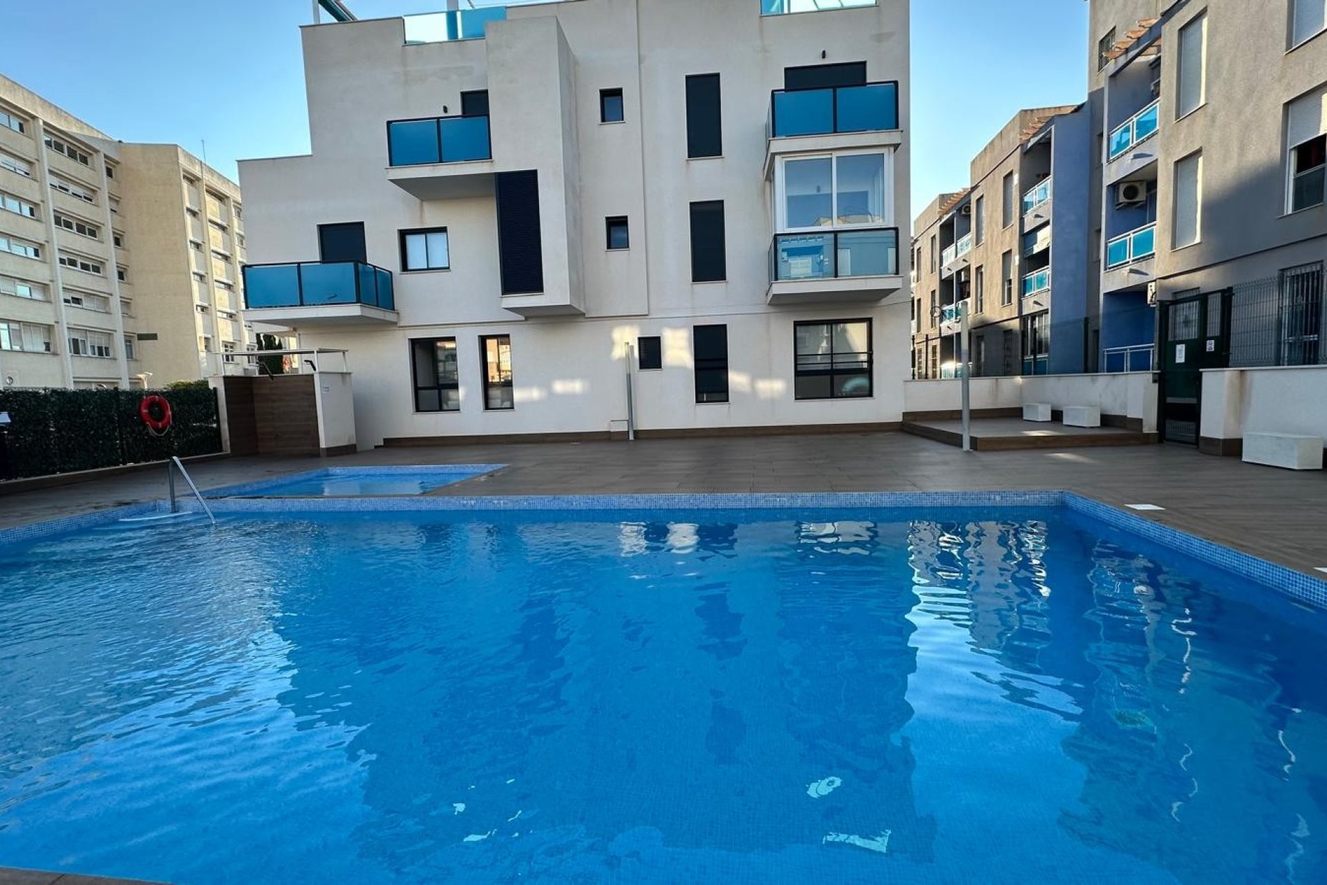 Återförsäljning - Apartment -
Torrevieja - Calas Blancas