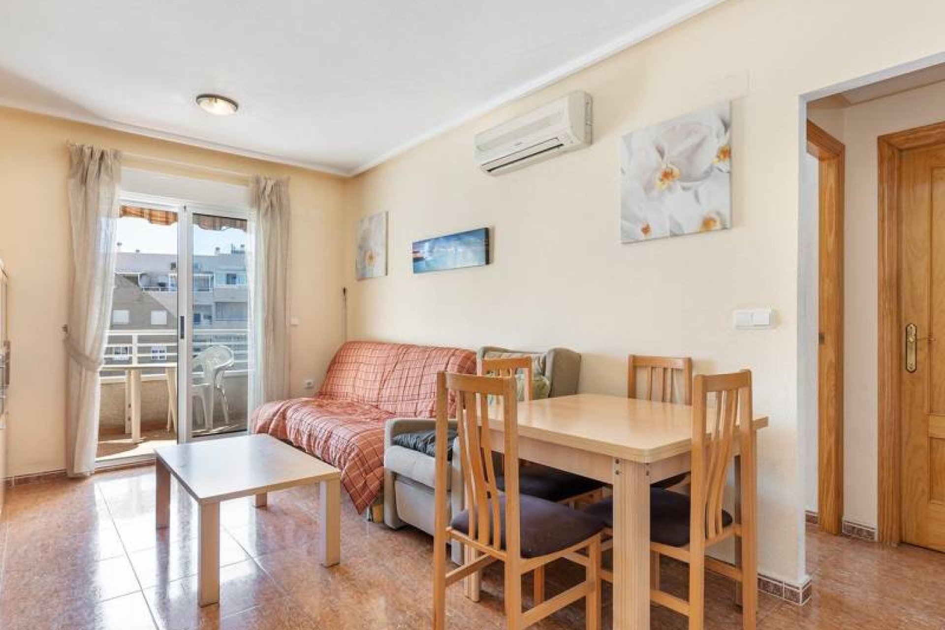 Återförsäljning - Apartment -
Torrevieja - Center