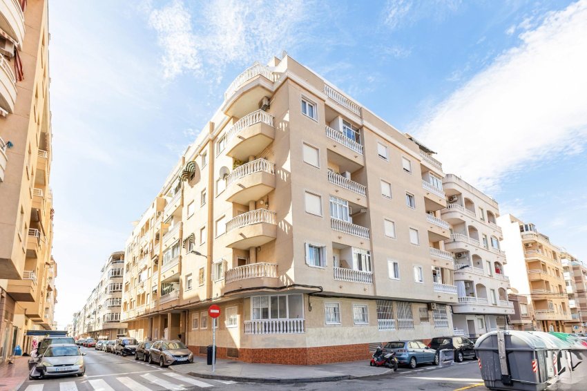 Återförsäljning - Apartment -
Torrevieja - Center