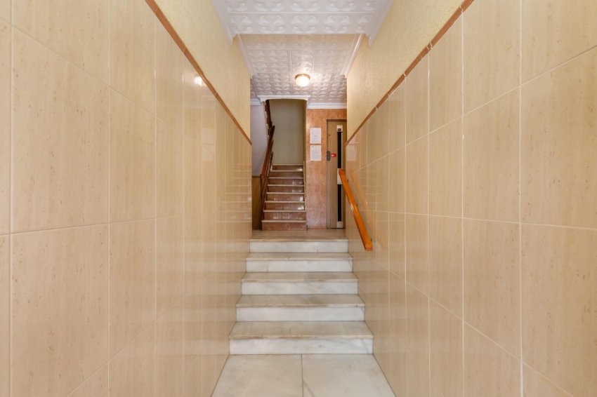 Återförsäljning - Apartment -
Torrevieja - Centro - Muelle Pesquero