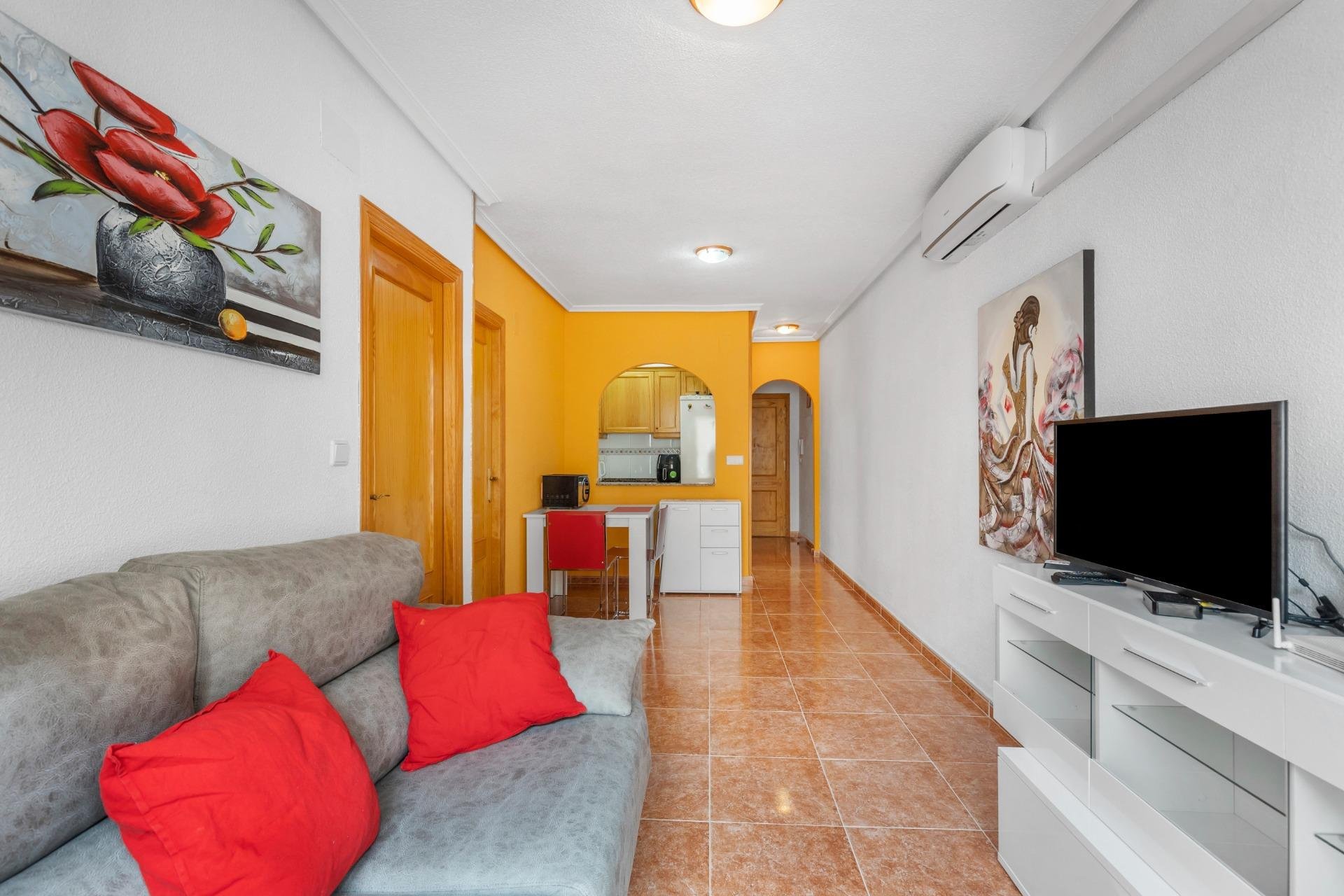 Återförsäljning - Apartment -
Torrevieja - Centro - Muelle Pesquero