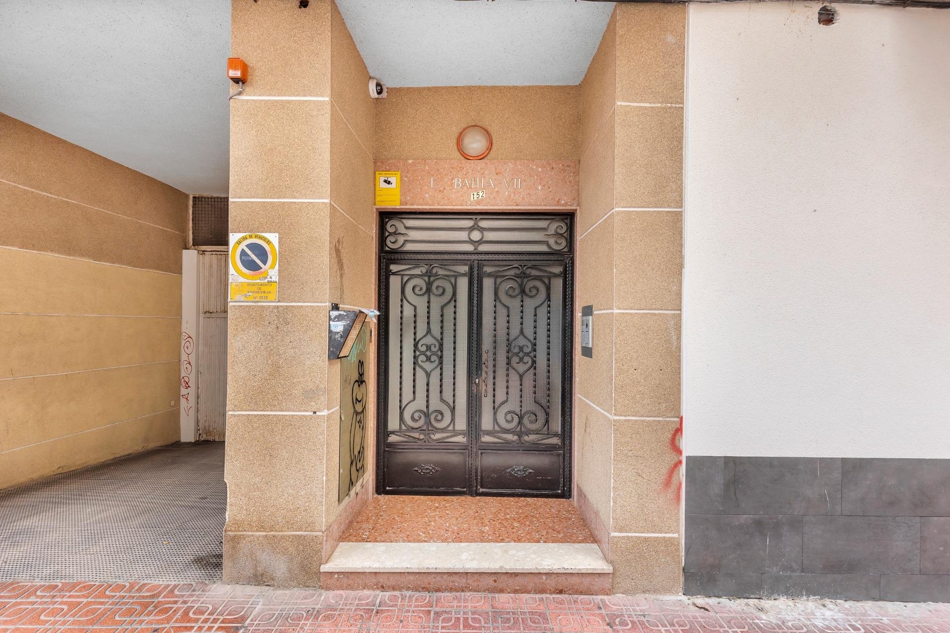 Återförsäljning - Apartment -
Torrevieja - Centro - Muelle Pesquero