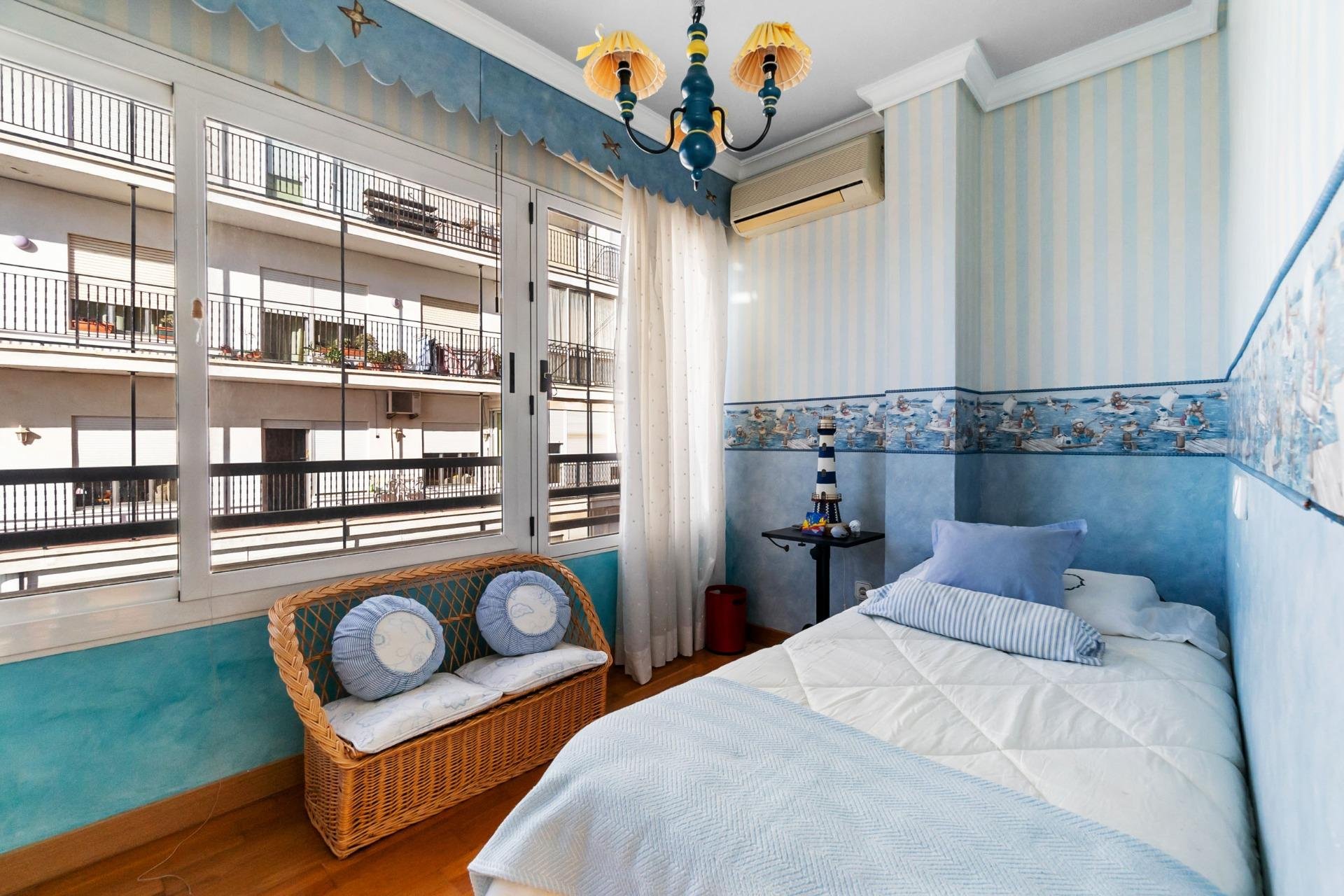 Återförsäljning - Apartment -
Torrevieja - Centro - Muelle Pesquero