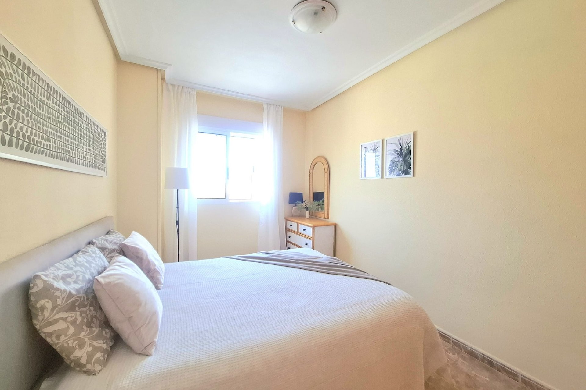 Återförsäljning - Apartment -
Torrevieja - Centro