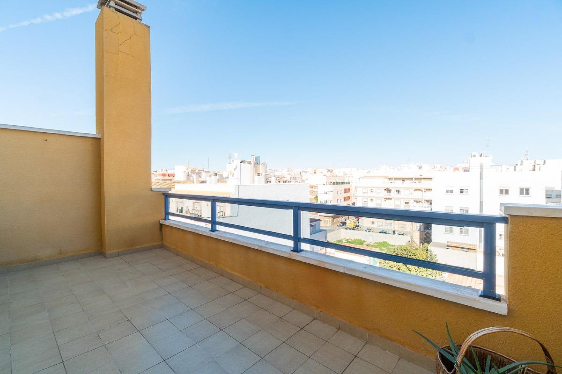 Återförsäljning - Apartment -
Torrevieja - Centro