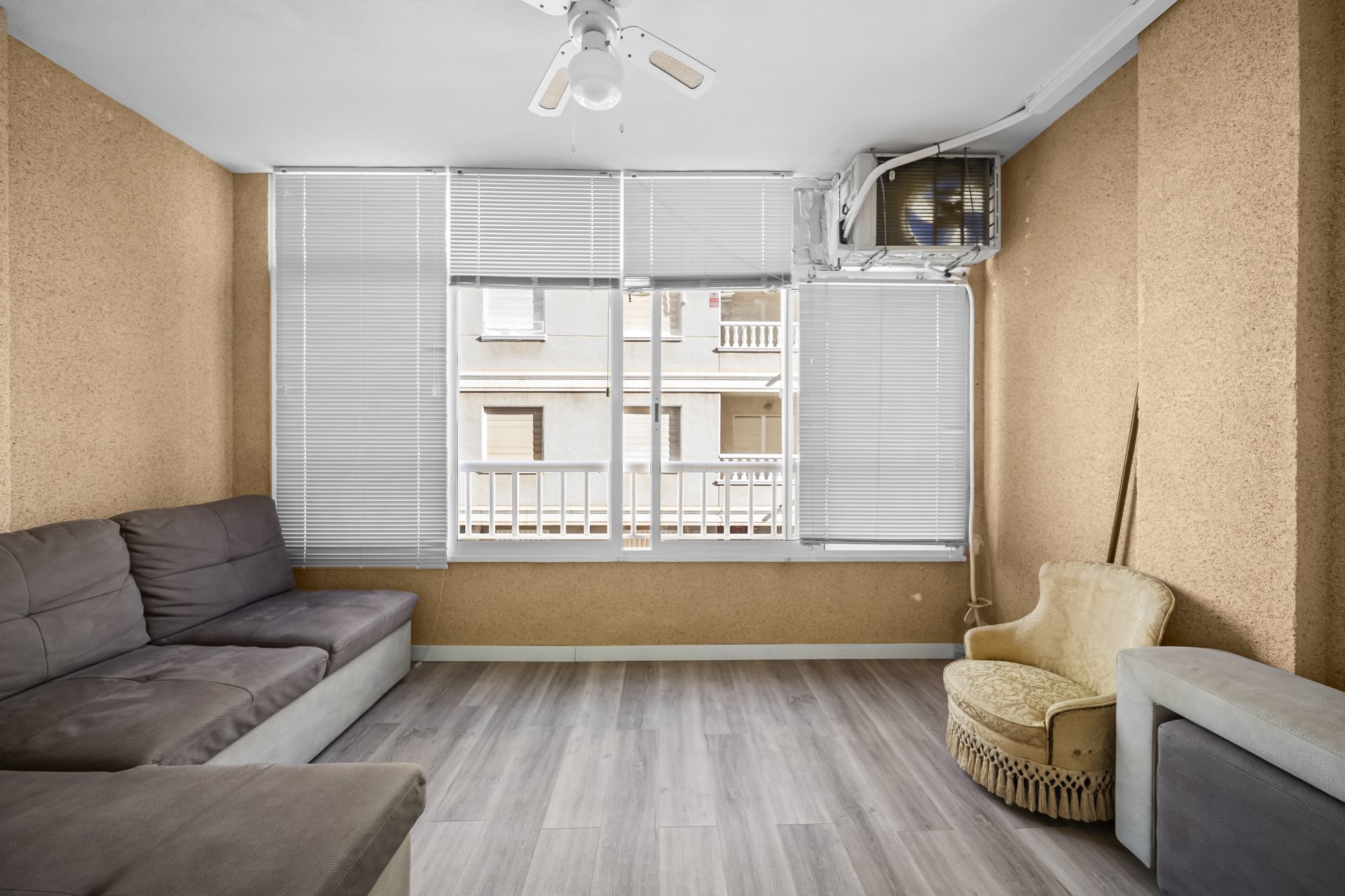 Återförsäljning - Apartment -
Torrevieja - Centro