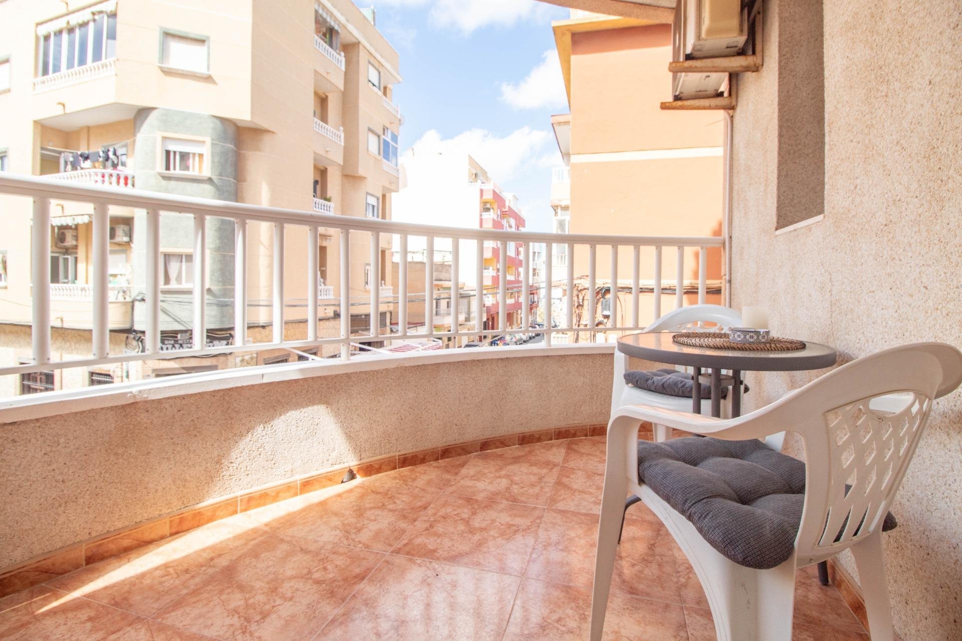 Återförsäljning - Apartment -
Torrevieja - Centro
