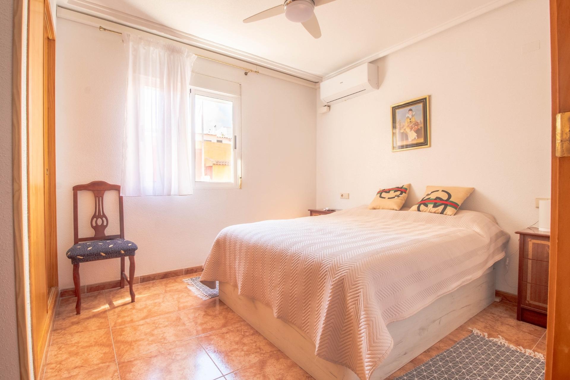 Återförsäljning - Apartment -
Torrevieja - Centro