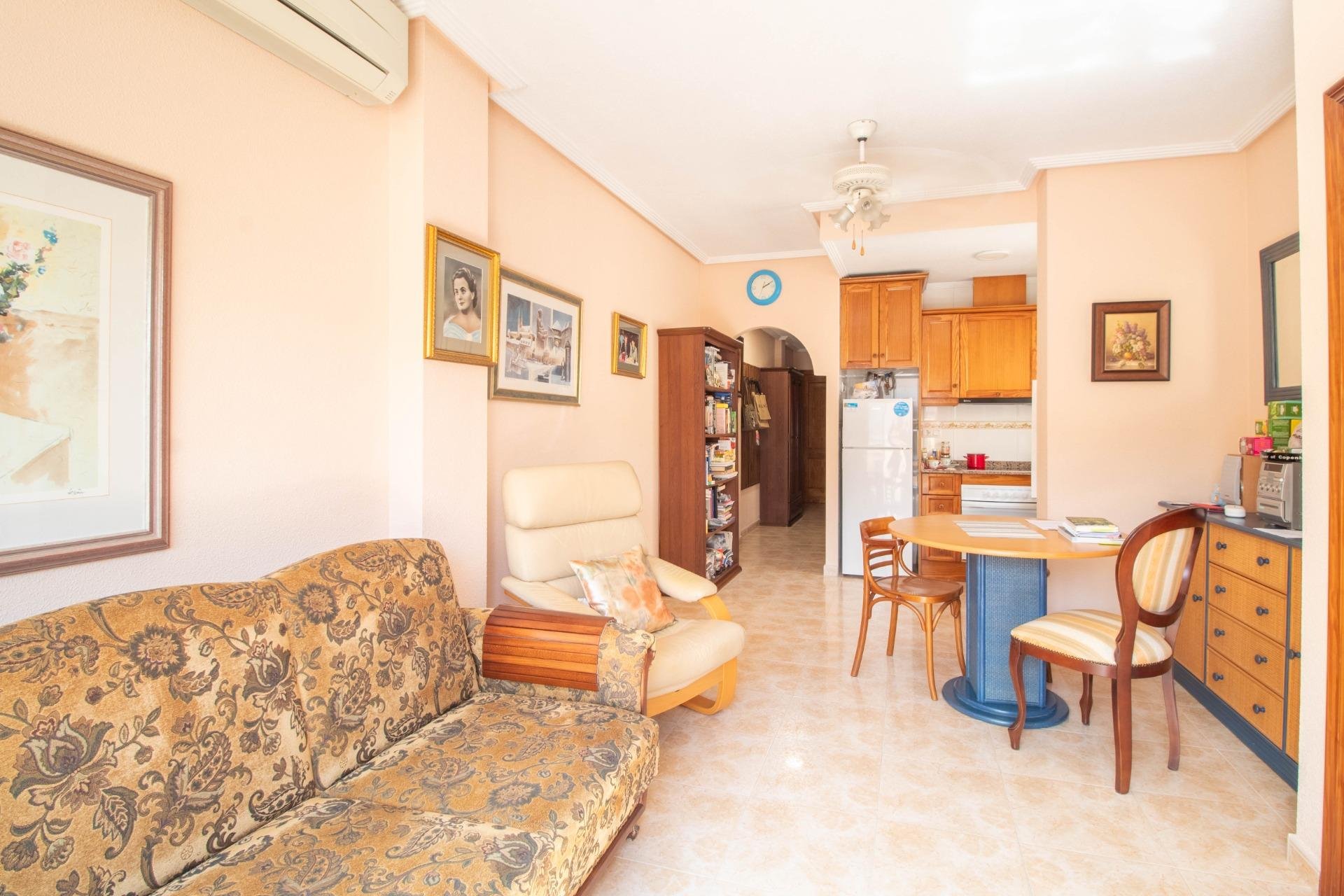 Återförsäljning - Apartment -
Torrevieja - Centro