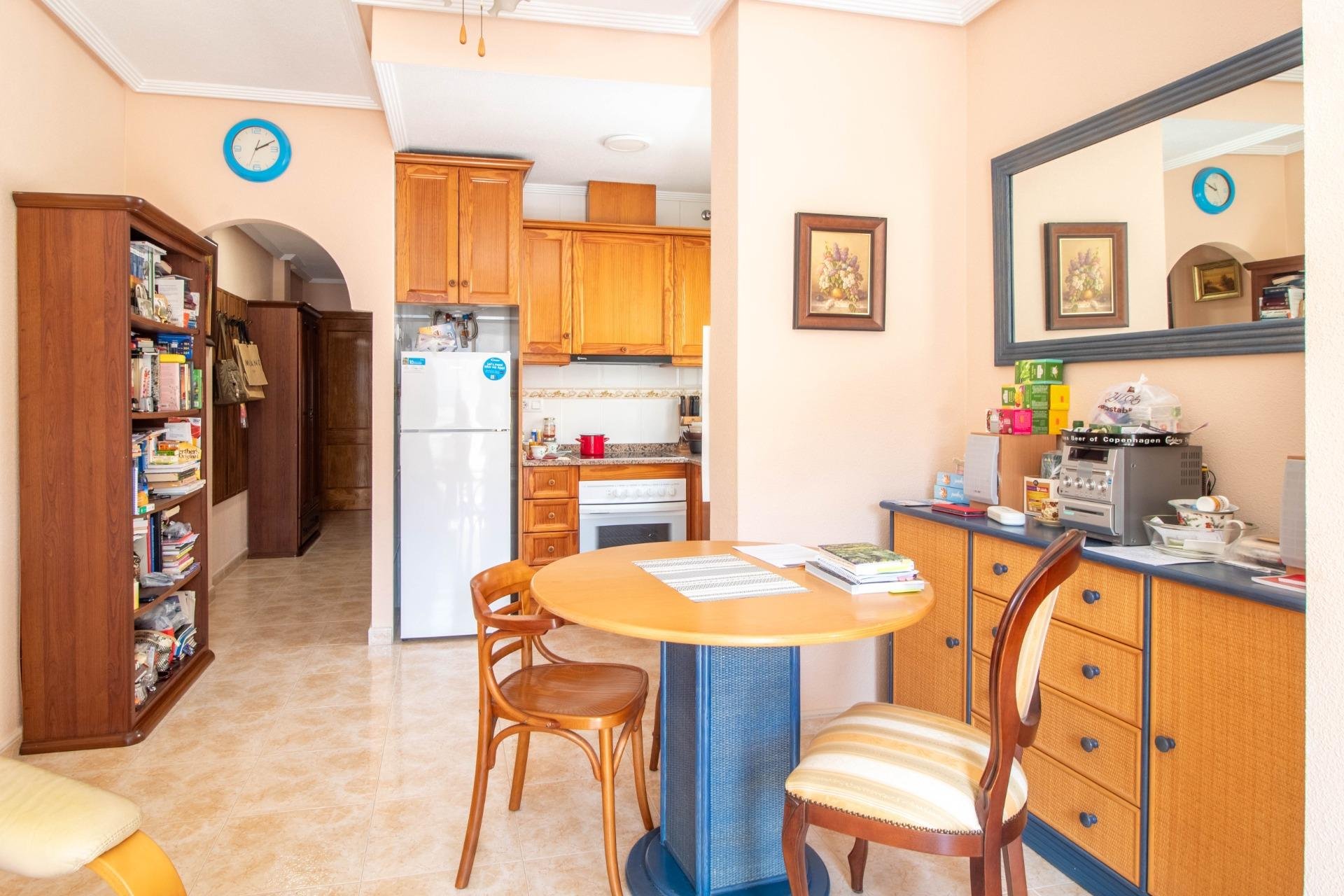 Återförsäljning - Apartment -
Torrevieja - Centro