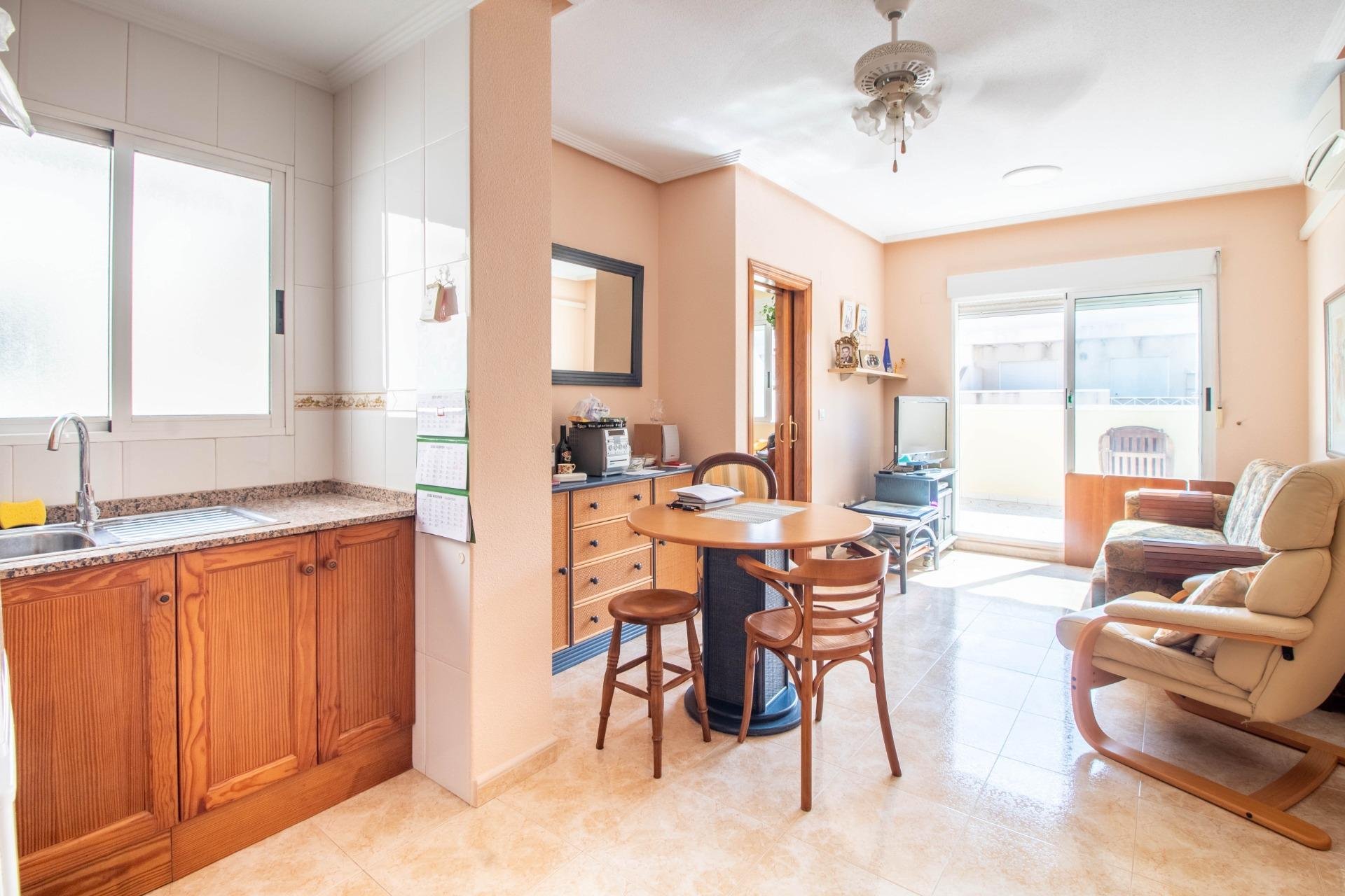 Återförsäljning - Apartment -
Torrevieja - Centro