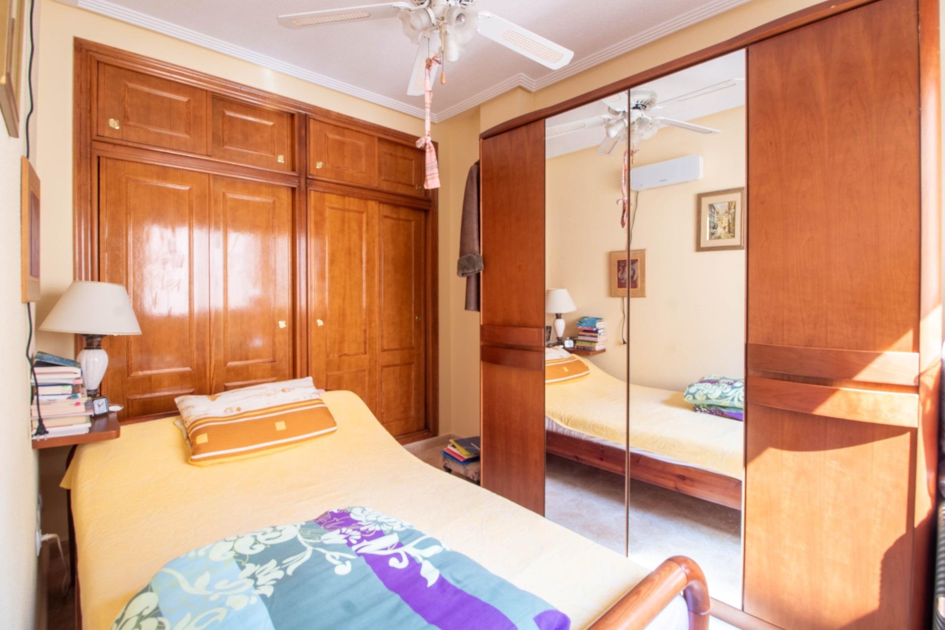 Återförsäljning - Apartment -
Torrevieja - Centro