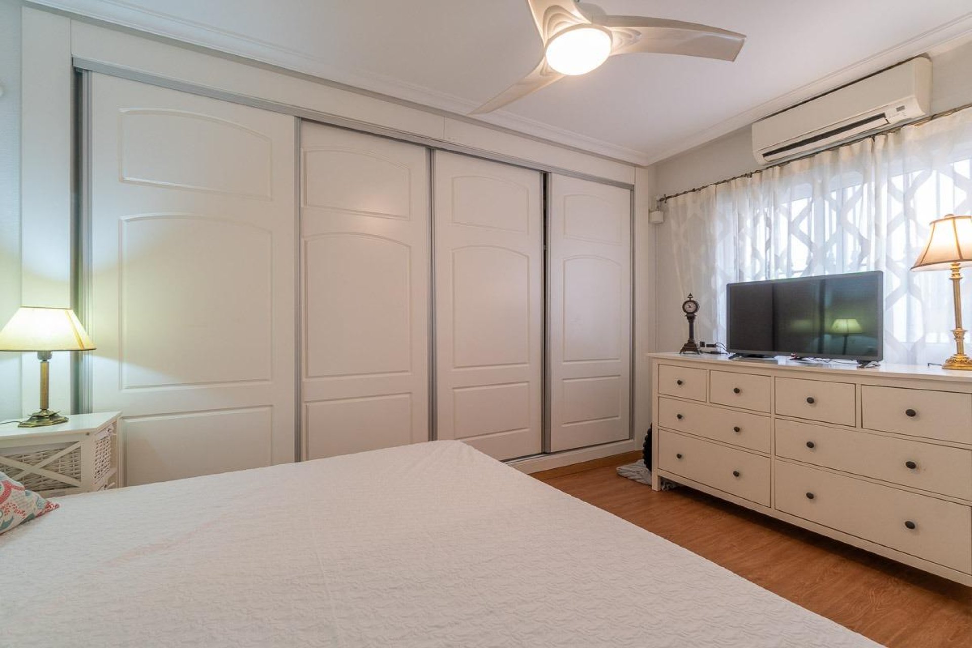 Återförsäljning - Apartment -
Torrevieja - Centro