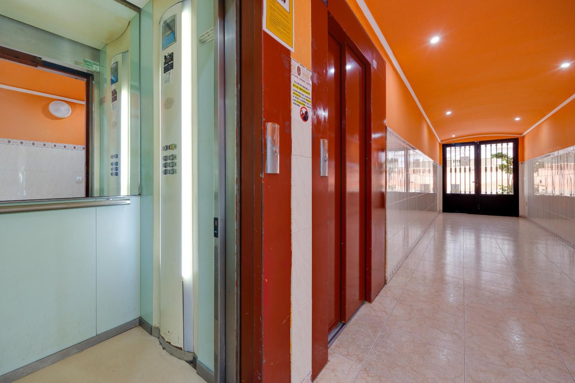 Återförsäljning - Apartment -
Torrevieja - El Acequión - Los Náufragos