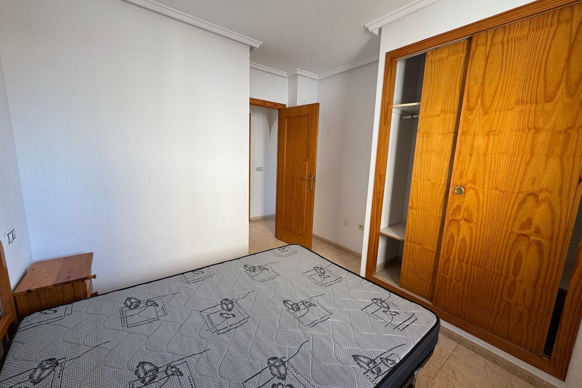 Återförsäljning - Apartment -
Torrevieja - El molino