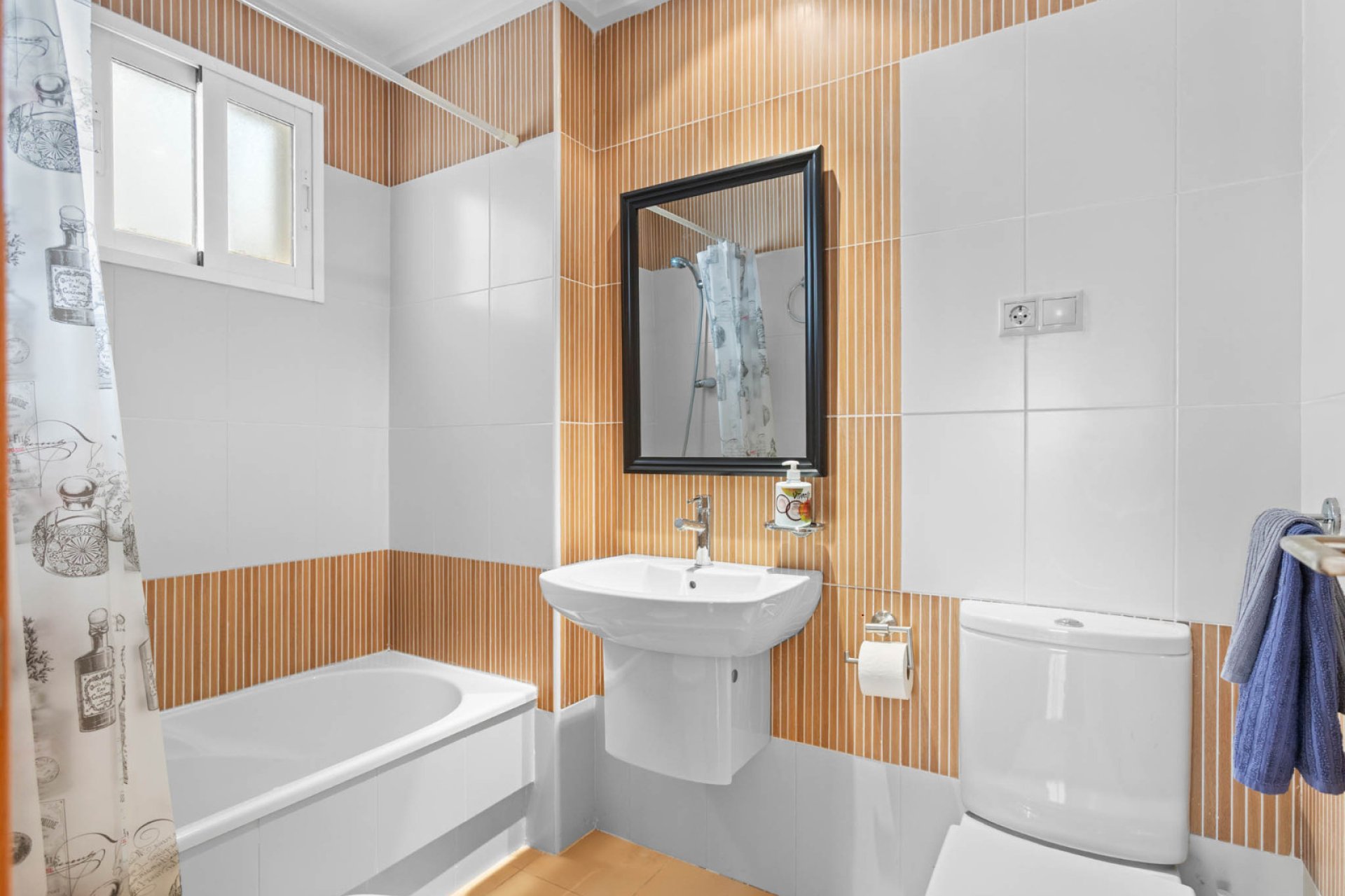 Återförsäljning - Apartment -
Torrevieja - El molino