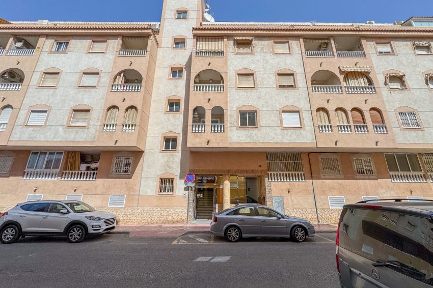 Återförsäljning - Apartment -
Torrevieja - El molino