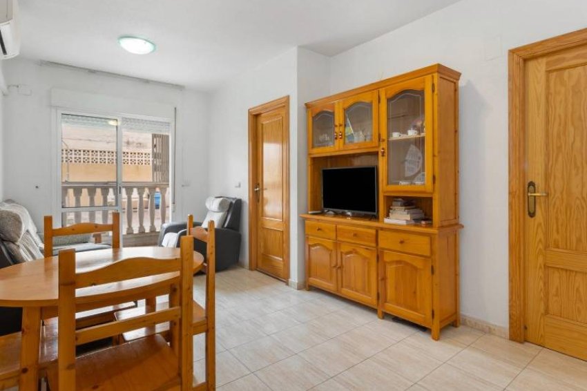 Återförsäljning - Apartment -
Torrevieja - El molino