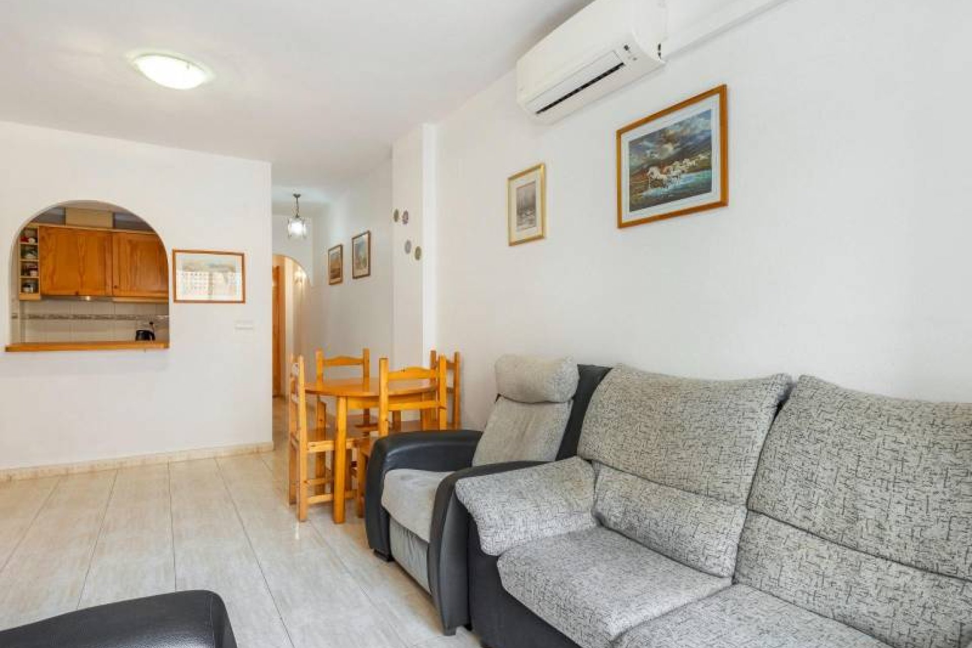 Återförsäljning - Apartment -
Torrevieja - El molino