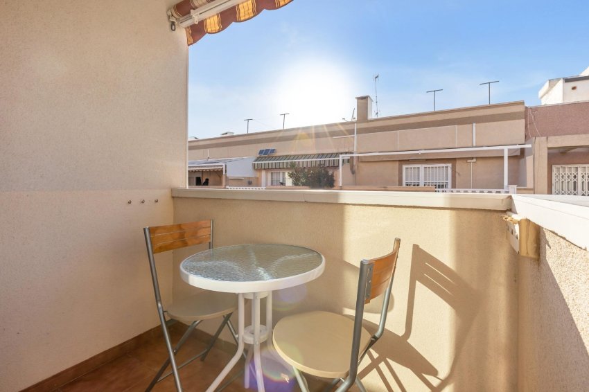 Återförsäljning - Apartment -
Torrevieja - Estacion de autobuses
