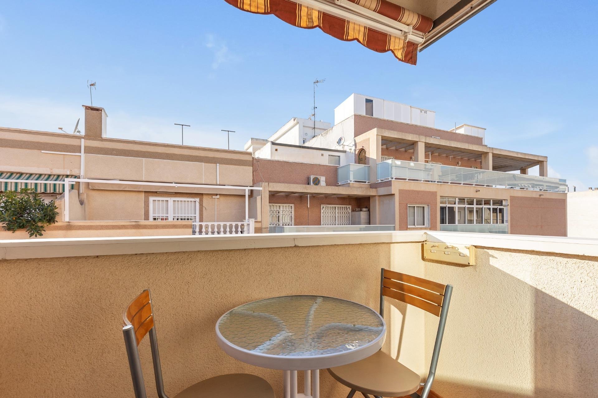 Återförsäljning - Apartment -
Torrevieja - Estacion de autobuses