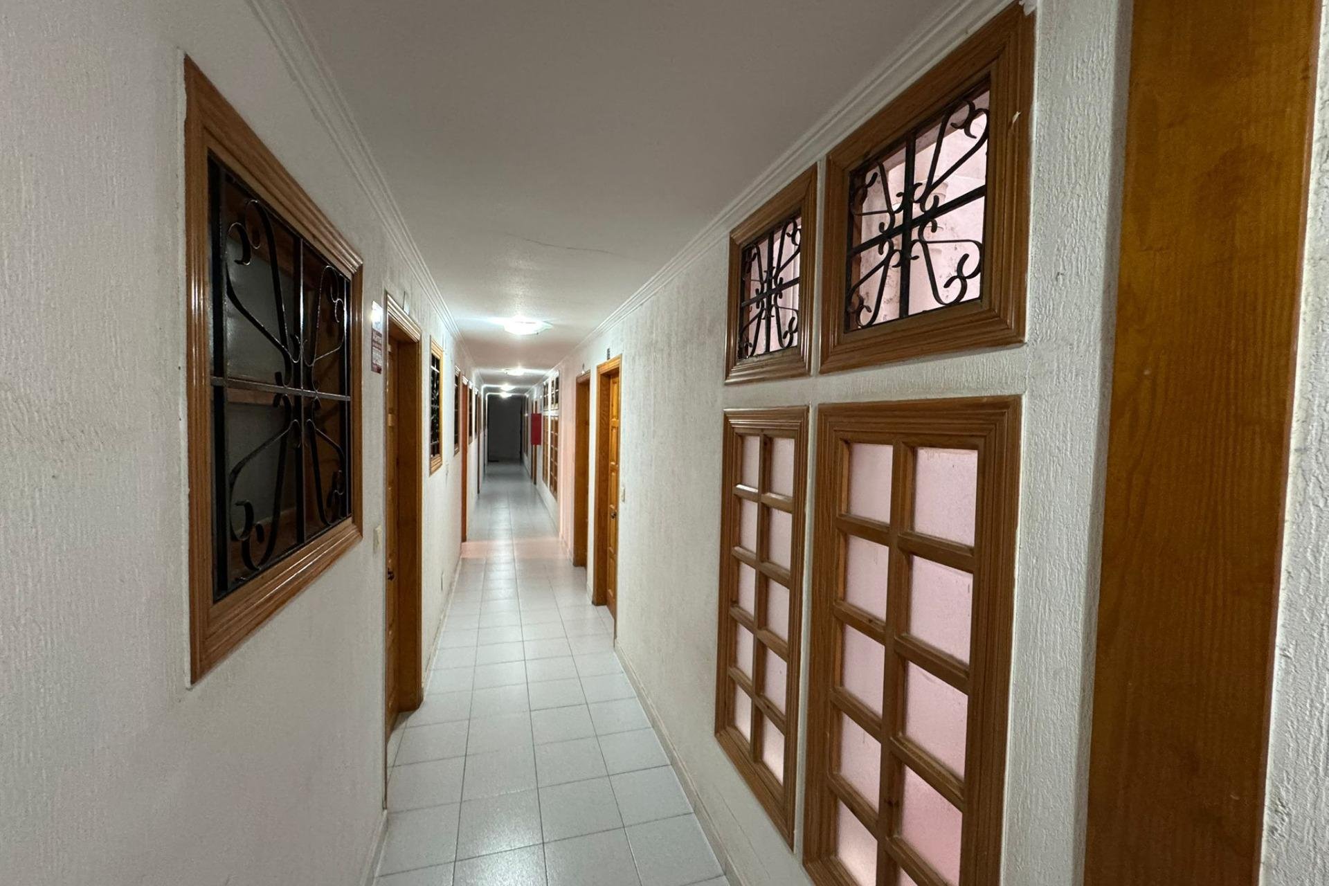 Återförsäljning - Apartment -
Torrevieja - Estacion de autobuses