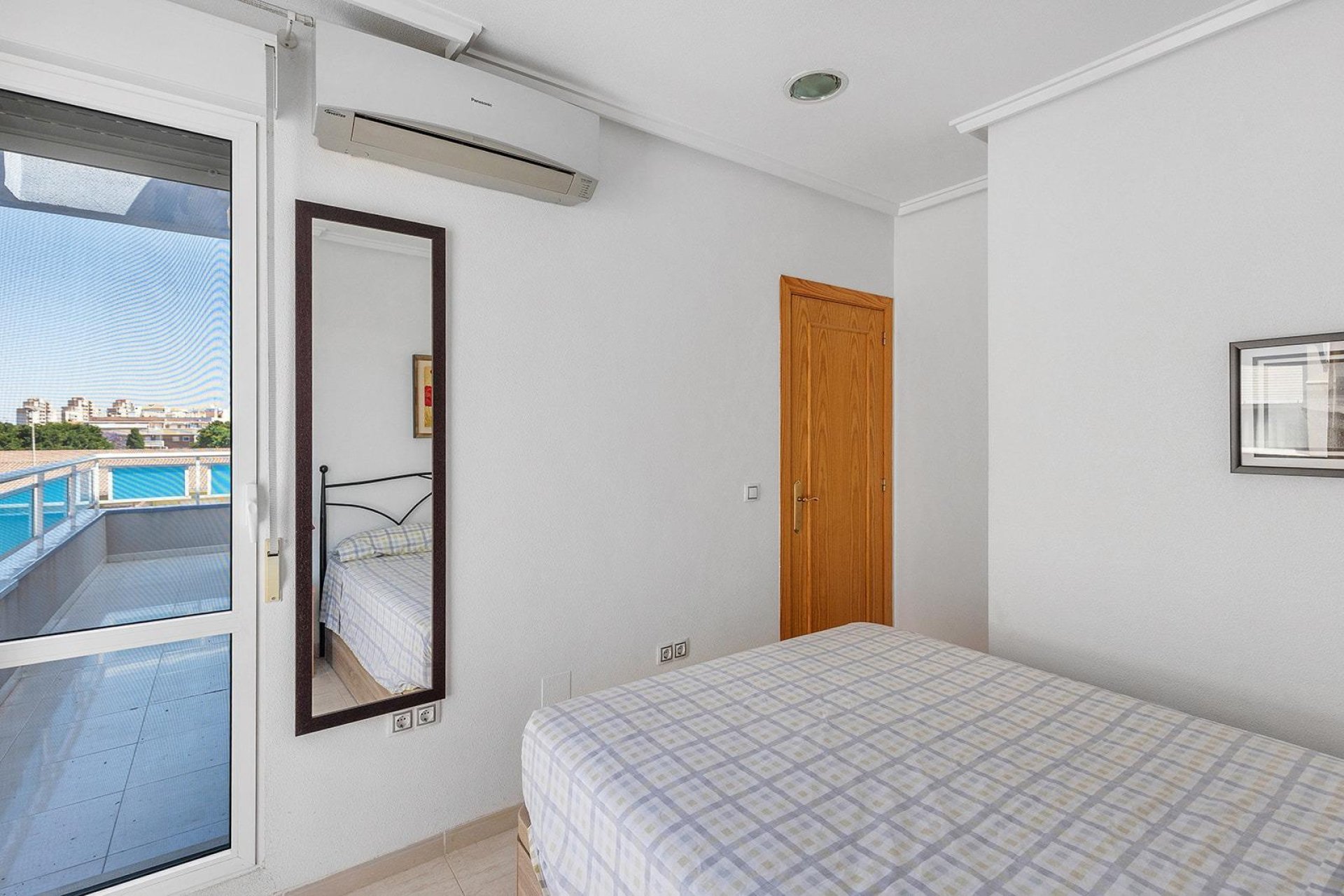 Återförsäljning - Apartment -
Torrevieja - Estacion de autobuses