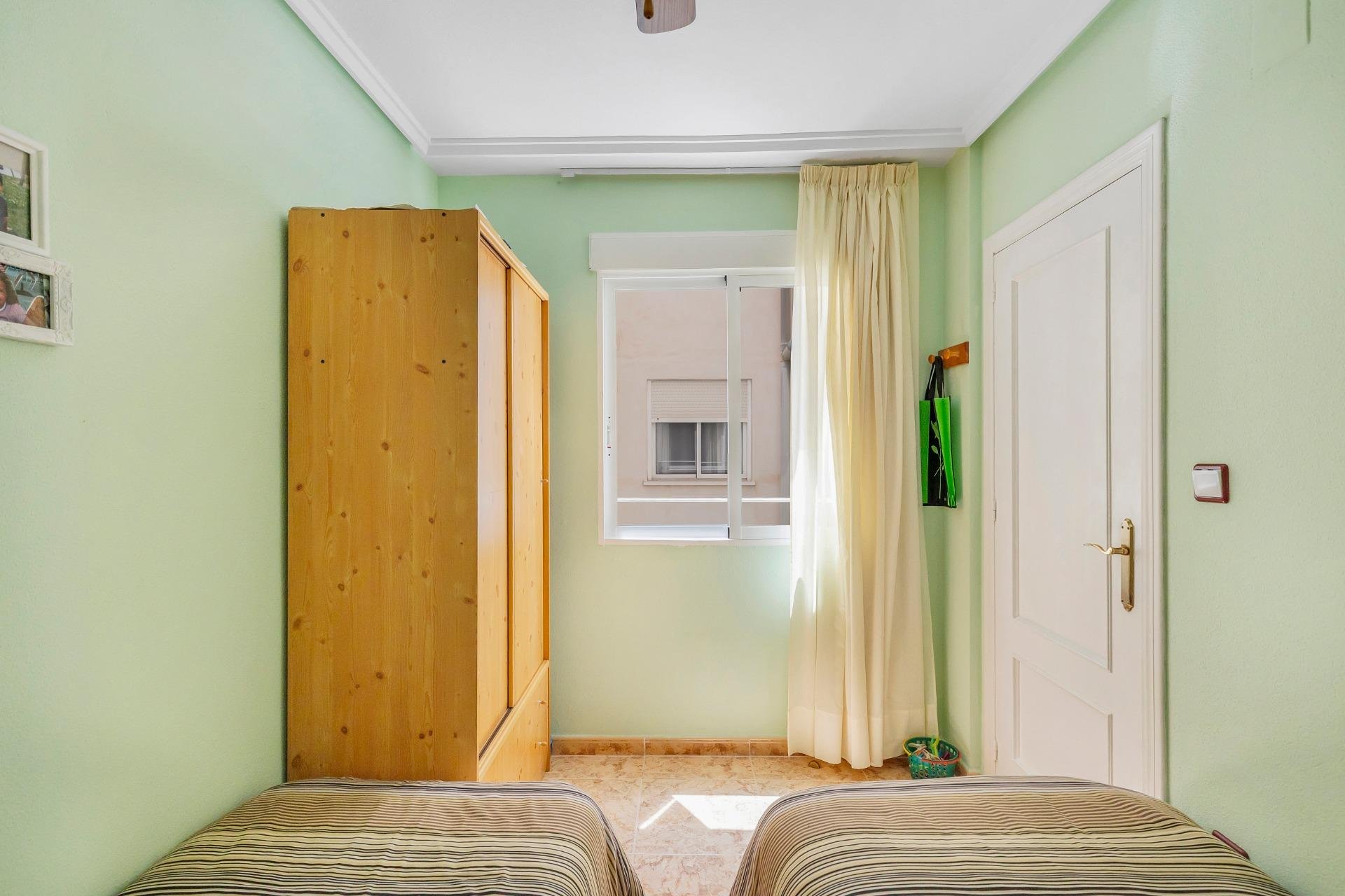Återförsäljning - Apartment -
Torrevieja - Estacion de autobuses