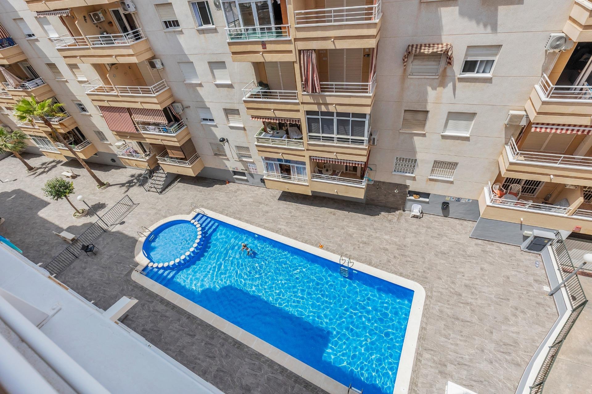 Återförsäljning - Apartment -
Torrevieja - Estacion de autobuses