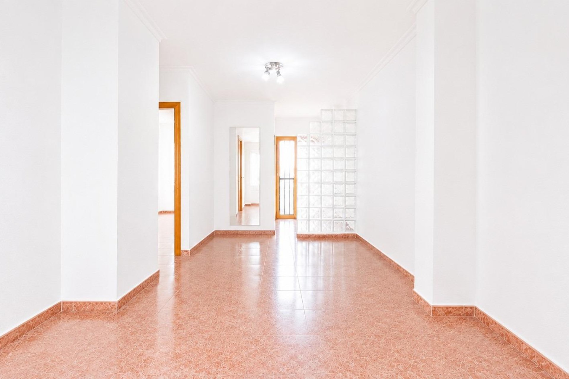Återförsäljning - Apartment -
Torrevieja - Estacion de autobuses