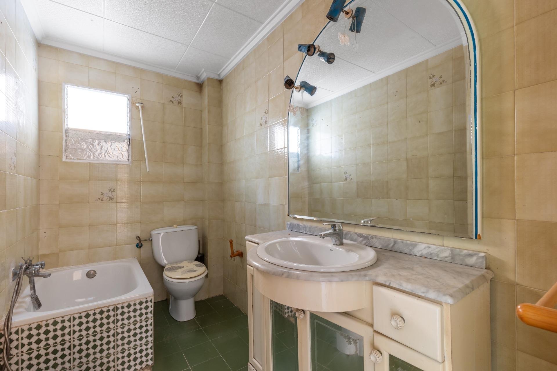 Återförsäljning - Apartment -
Torrevieja - Habaneras