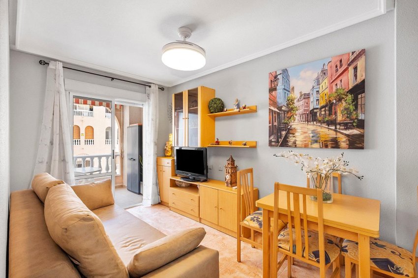 Återförsäljning - Apartment -
Torrevieja - Habaneras
