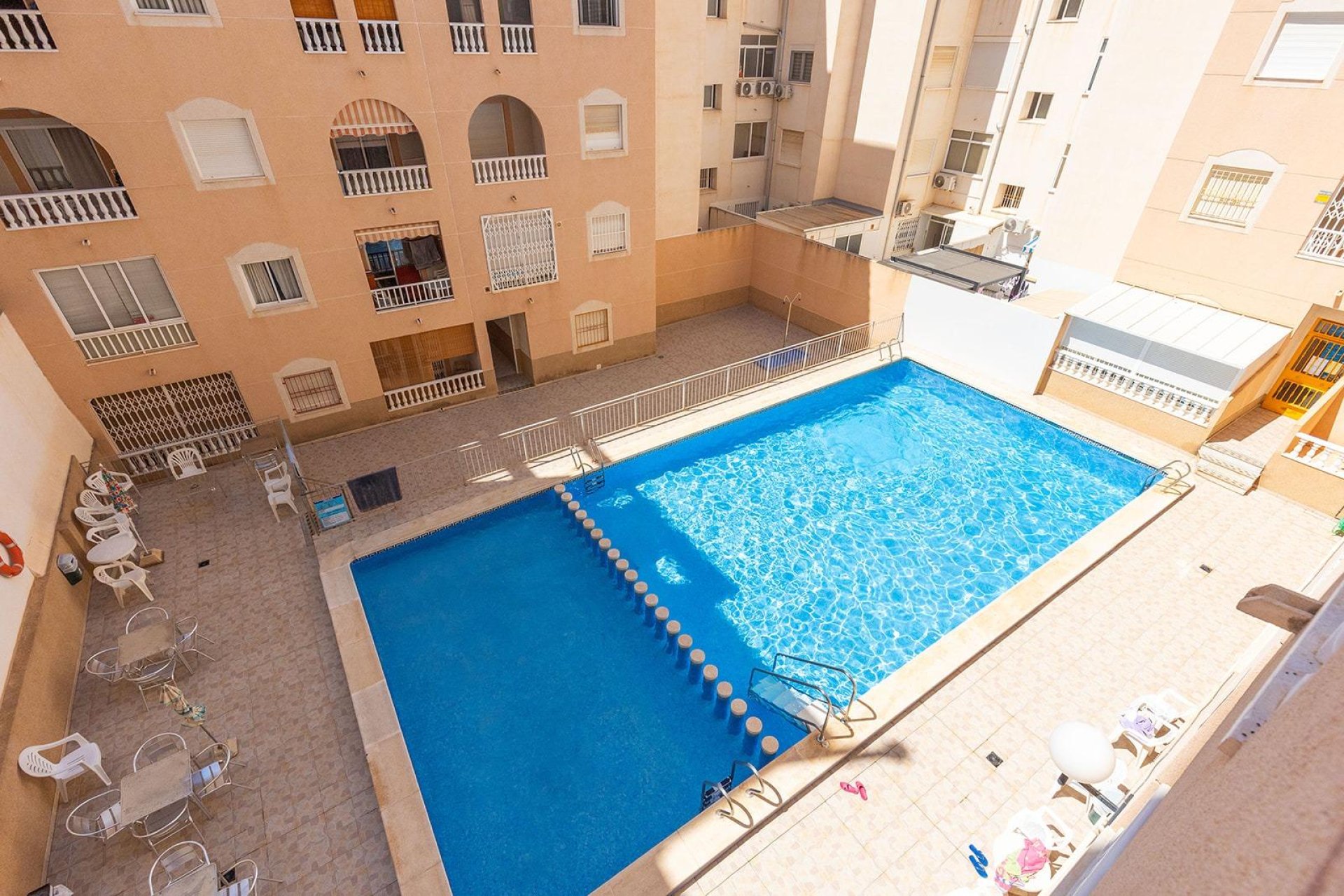 Återförsäljning - Apartment -
Torrevieja - Habaneras