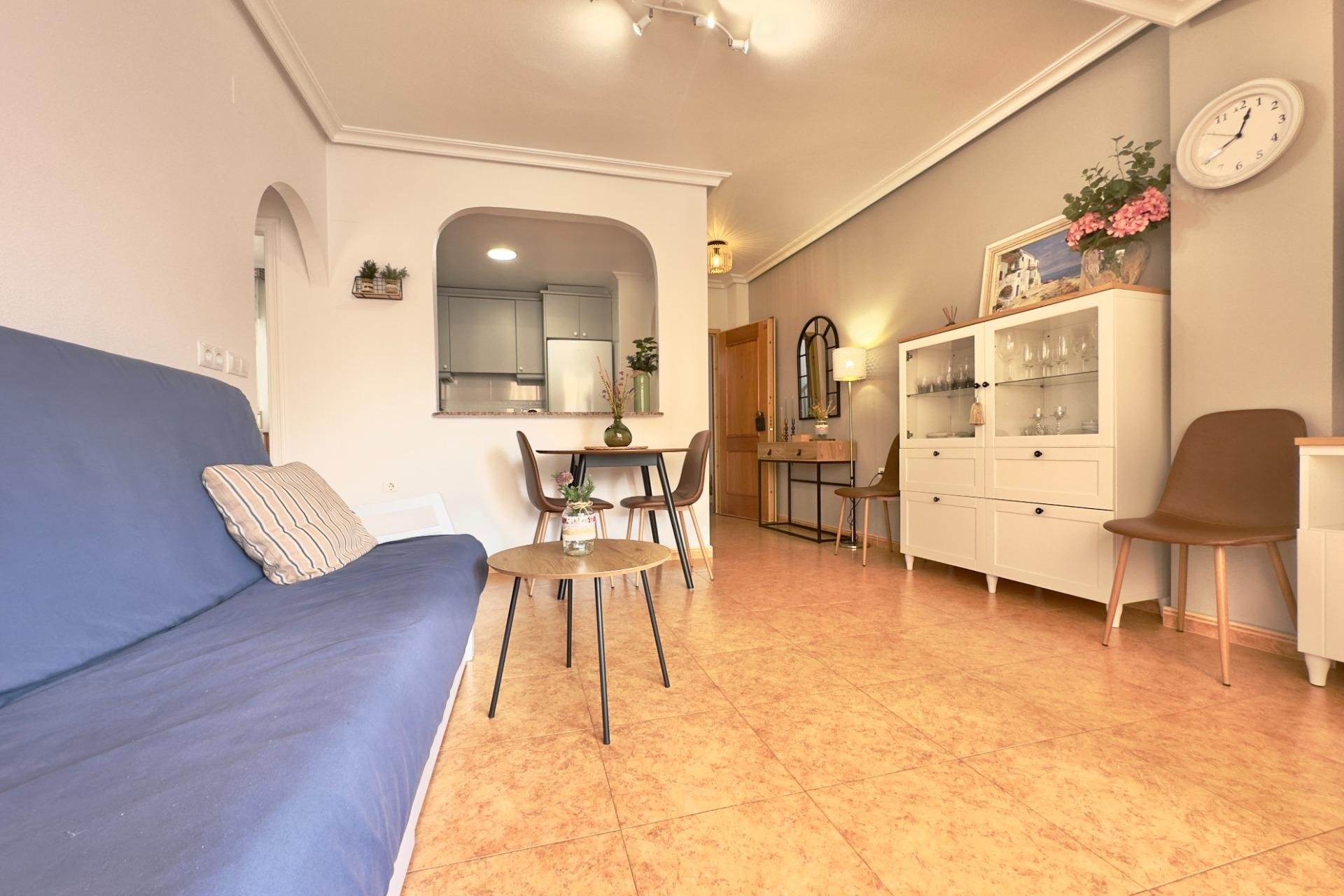 Återförsäljning - Apartment -
Torrevieja - La Mata pueblo