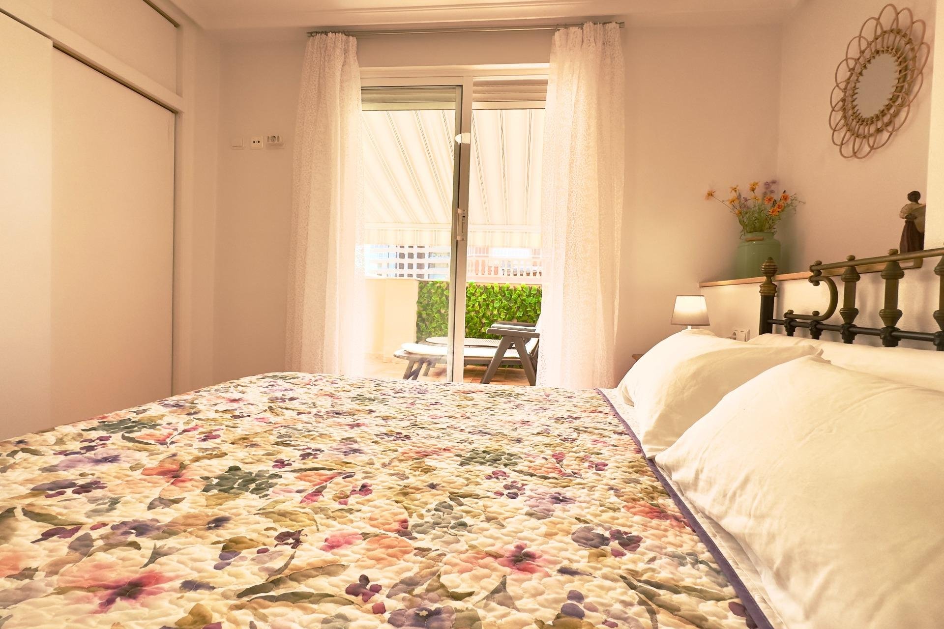 Återförsäljning - Apartment -
Torrevieja - La Mata pueblo