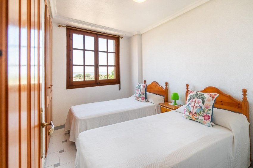 Återförsäljning - Apartment -
Torrevieja - La Mata pueblo