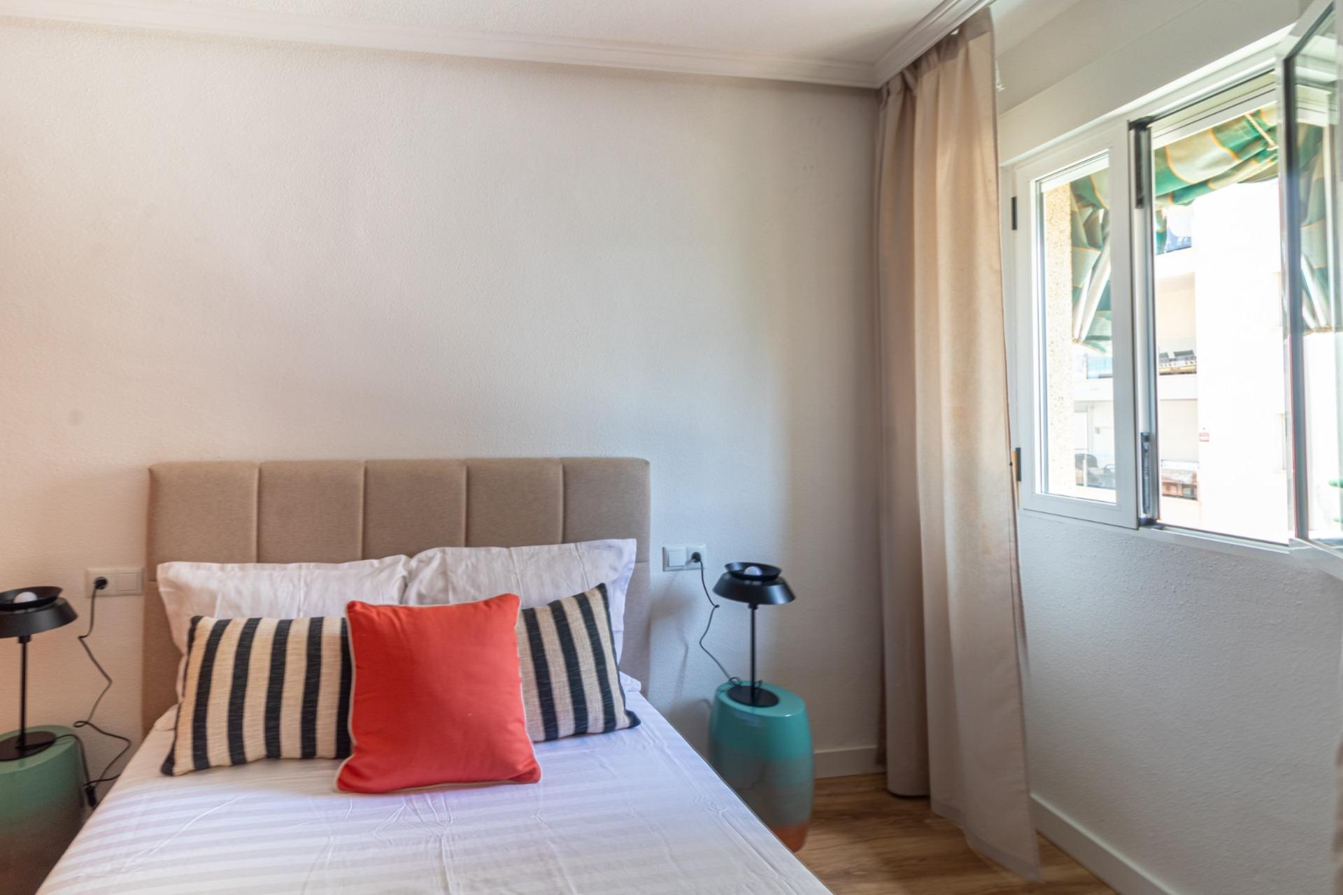 Återförsäljning - Apartment -
Torrevieja - La Mata pueblo