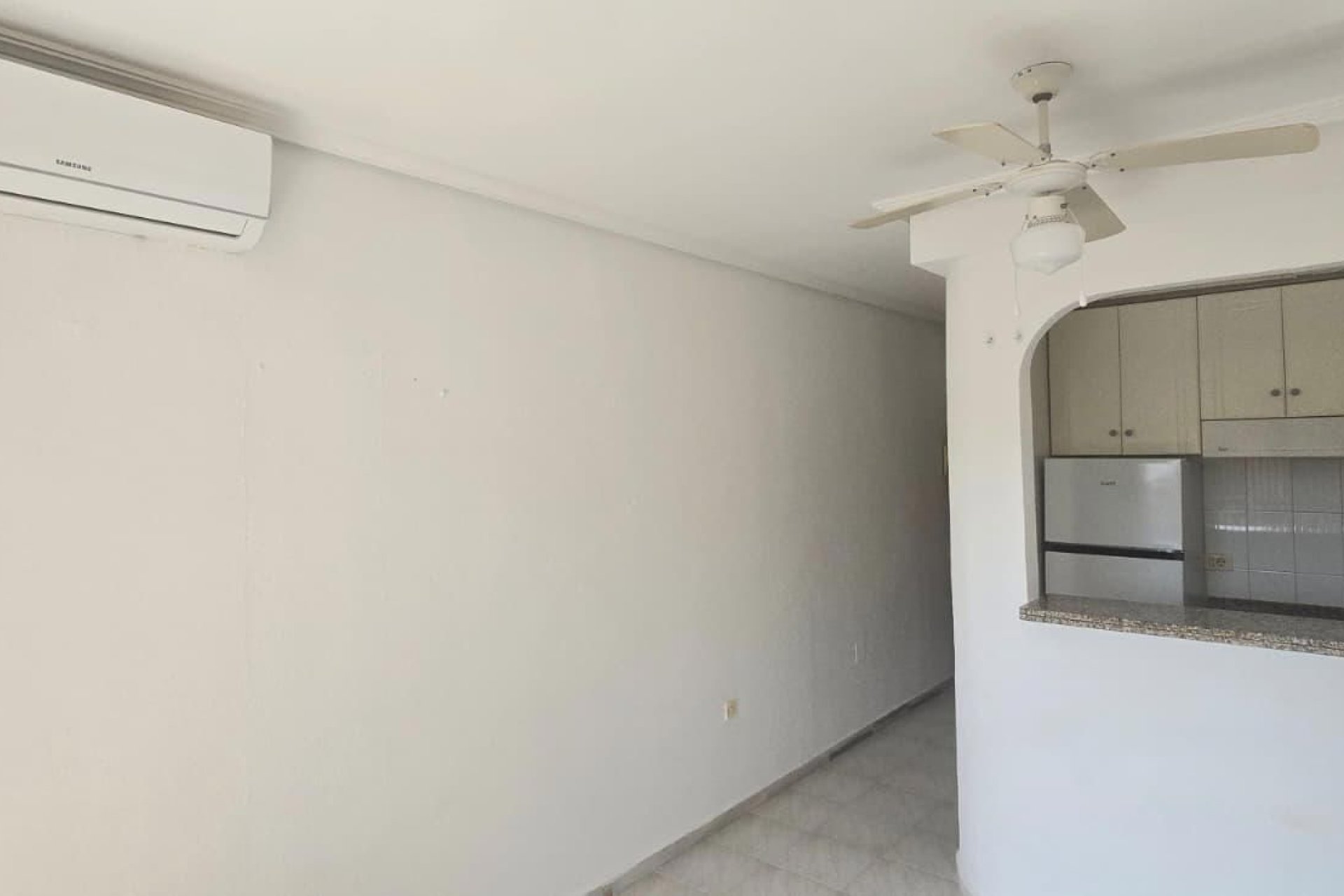 Återförsäljning - Apartment -
Torrevieja - La Mata