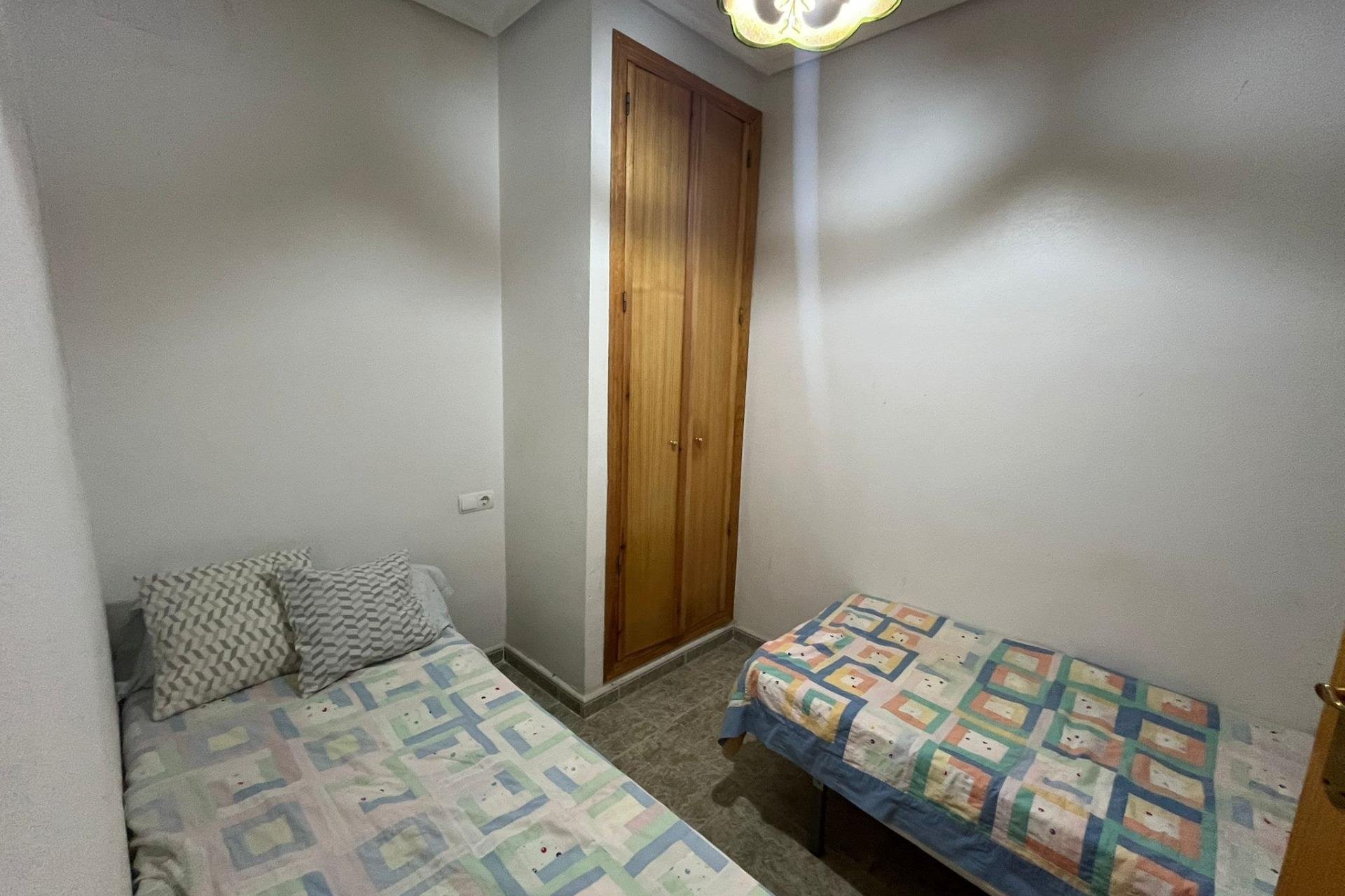 Återförsäljning - Apartment -
Torrevieja - La Mata