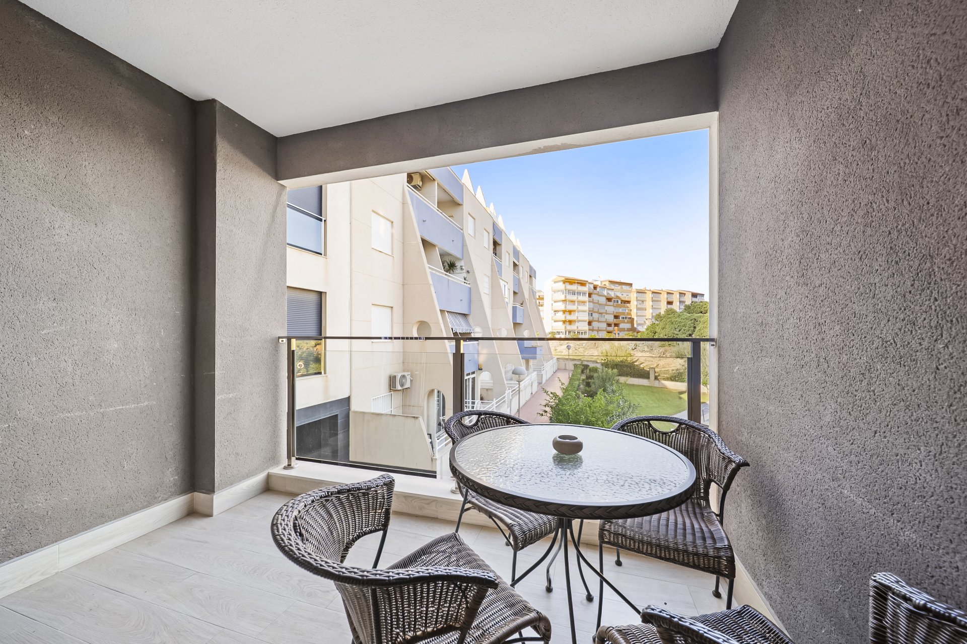 Återförsäljning - Apartment -
Torrevieja - La Mata