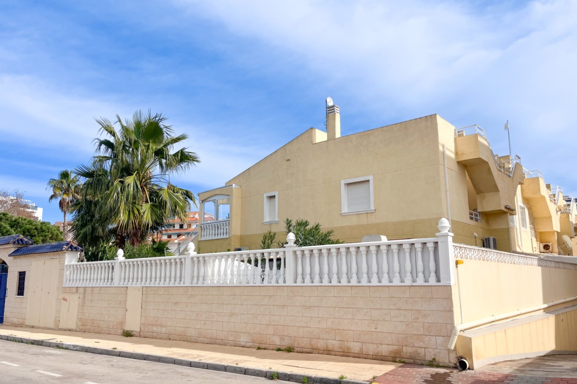 Återförsäljning - Apartment -
Torrevieja - La Mata